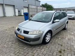 Grijs Gebruikt 2005 Renault Mégane GrandTour Stationwagen | € 750 (Super prijs)