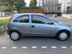 Grijs Gebruikt 2002 Opel Corsa Njoy Hatchback | € 600 (Goede deal)