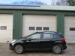 Zwart Gebruikt 2015 Peugeot 2008 Active SUV | € 6.950 (Goede deal)