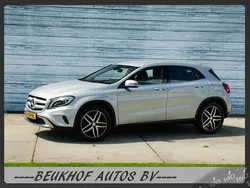 Grijs Gebruikt 2016 Mercedes GLA180 Prestige SUV | € 17.450 (Goede deal)