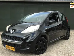 Zwart Gebruikt 2011 Peugeot 107 Hatchback | € 2.995 (Eerlijke prijs)