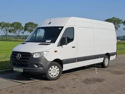 Wit Gebruikt 2023 Mercedes Sprinter Van | € 33.900 (Goede deal)