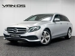 Grijs, metallic lak Gebruikt 2017 Mercedes E400 Avantgarde Stationwagen | € 34.995
