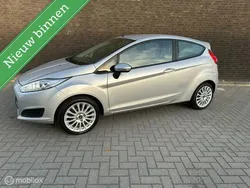 Grijs Gebruikt 2016 Ford Fiesta Style Hatchback | € 6.950 (Goede deal)