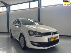 Wit Gebruikt 2011 VW Polo Comfortline Hatchback | € 6.994 (Eerlijke prijs)