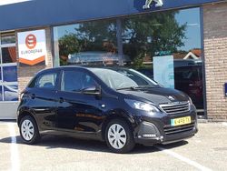 Zwart Gebruikt 2021 Peugeot 108 Active Hatchback | € 10.450 (Iets duurder)