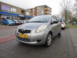 Grijs Gebruikt 2006 Toyota Yaris Terra Hatchback | € 2.650 (Goede deal)