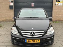 Zwart Gebruikt 2008 Mercedes B180 MPV | € 2.250 (Eerlijke prijs)