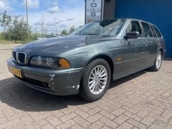 Grijs, metallic lak Gebruikt 2003 BMW 525 Stationwagen | € 2.500 (Goede deal)