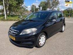 Zwart Gebruikt 2007 Honda FR-V Comfort MPV | € 3.395 (Duur)