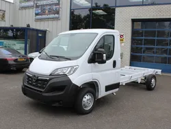 Wit Gebruikt 2023 Opel Movano Van | € 29.950 (Duur)