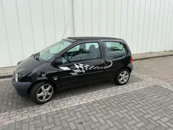 Zwart Gebruikt 2004 Renault Twingo Expression Hatchback | € 750 (Eerlijke prijs)