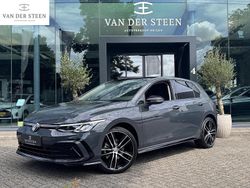 Grijs Gebruikt 2024 VW Golf VIII Life Hatchback | € 30.745 (Eerlijke prijs)