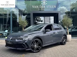 Grijs Gebruikt 2024 VW Golf VIII Life Hatchback | € 30.745 (Eerlijke prijs)