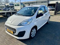 Wit Gebruikt 2012 Peugeot 107 Access Hatchback | € 2.495 (Eerlijke prijs)