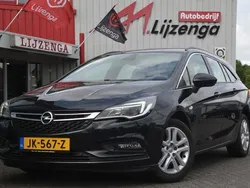 Zwart Gebruikt 2016 Opel Astra Edition Stationwagen | € 6.950 (Goede deal)