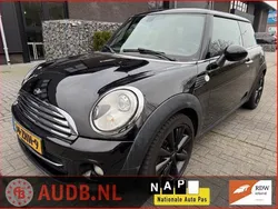 Zwart, metallic lak Gebruikt 2012 Mini Cooper Chili Hatchback | € 4.495 (Goede deal)
