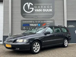 Grijs, metallic lak Gebruikt 2002 Volvo V70 Stationwagen | € 3.495 (Iets duurder)