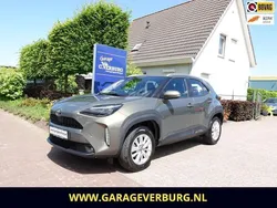 Grijs Gebruikt 2022 Toyota Yaris Cross SUV | € 28.450 (Eerlijke prijs)
