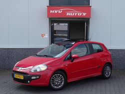 Rood Gebruikt 2011 Fiat Punto Evo Dynamic Hatchback | € 2.999 (Eerlijke prijs)