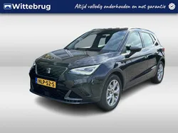 Zwart, metallic lak Gebruikt 2022 Seat Arona Business SUV | € 21.750 (Eerlijke prijs)