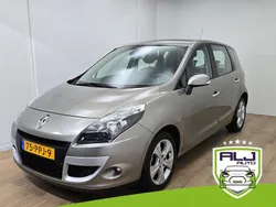 Beige Gebruikt 2011 Renault Scénic III Dynamique MPV | € 7.490 (Eerlijke prijs)