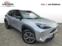 Grijs Gebruikt 2024 Toyota Yaris Cross Executive SUV | € 31.750 (Eerlijke prijs)