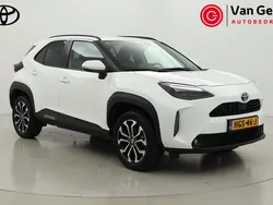 Wit Gebruikt 2023 Toyota Yaris Cross SUV | € 28.499 (Eerlijke prijs)