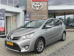 Grijs Gebruikt 2014 Toyota Verso Business Edition MPV | € 15.900 (Eerlijke prijs)