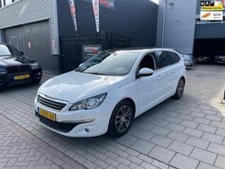Wit Gebruikt 2014 Peugeot 308 Stationwagen | € 3.999 (Eerlijke prijs)