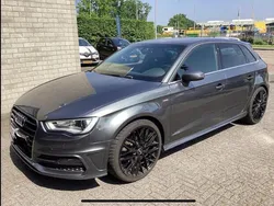 Grijs Gebruikt 2015 Audi A3 Sportback S-Line Hatchback | € 13.499 (Iets duurder)