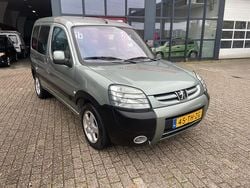 Groen Gebruikt 2006 Peugeot Partner MPV | € 1.895 (Goede deal)