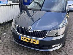 Grijs Gebruikt 2017 Skoda Fabia Joy Hatchback | € 11.499 (Duur)