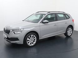 Grijs Gebruikt 2021 Skoda Kamiq Ambition SUV | € 18.940 (Eerlijke prijs)