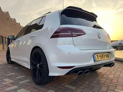 Wit Gebruikt 2015 VW Golf VII R Hatchback | € 22.450 (Eerlijke prijs)