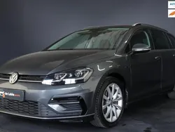 Grijs Gebruikt 2018 VW Golf VII Highline Stationwagen | € 21.950 (Eerlijke prijs)
