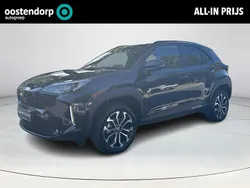 Zwart Gebruikt 2024 Toyota Yaris Cross Edition SUV | € 29.949 (Eerlijke prijs)