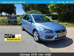 Blauw, metallic lak Gebruikt 2007 Ford Focus Futura Hatchback | € 1.740 (Super prijs)