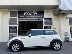 Wit Gebruikt 2009 Mini ONE Hatchback | € 2.950 (Eerlijke prijs)