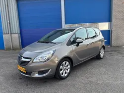 Grijs Gebruikt 2015 Opel Meriva Cosmo MPV | € 7.450 (Eerlijke prijs)