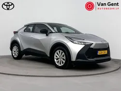 Grijs Gebruikt 2024 Toyota C-HR Active SUV | € 31.999 (Super prijs)