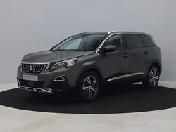 Grijs, metallic lak Gebruikt 2020 Peugeot 5008 Allure MPV | € 23.700 (Super prijs)
