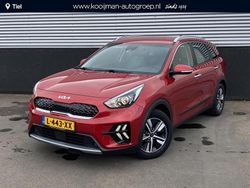 (cr5) runway red m Gebruikt 2021 Kia Niro SUV | € 21.899 (Eerlijke prijs)