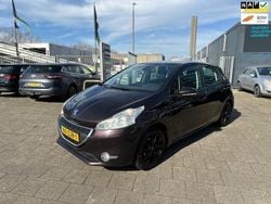 Bruin Gebruikt 2012 Peugeot 208 Envy Hatchback | € 3.349 (Eerlijke prijs)