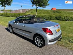 Grijs (metallic) Gebruikt 2012 Peugeot 207 CC Cabriolet | € 7.499