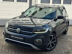 Grijs, metallic lak Gebruikt 2019 VW T-Cross Style SUV | € 19.900 (Eerlijke prijs)