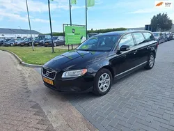 Zwart Gebruikt 2010 Volvo V70 Summum Stationwagen | € 4.699 (Goede deal)