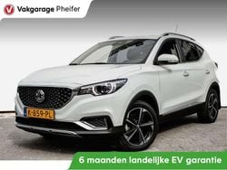 Wit Gebruikt 2021 MG ZS Luxury Sedan | € 15.440 (Super prijs)