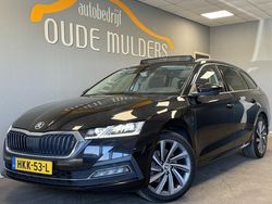 Zwart, metallic lak Gebruikt 2022 Skoda Octavia Business Line Stationwagen | € 26.950 (Iets duurder)