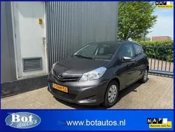 Grijs Gebruikt 2013 Toyota Yaris Hatchback | € 8.900 (Goede deal)